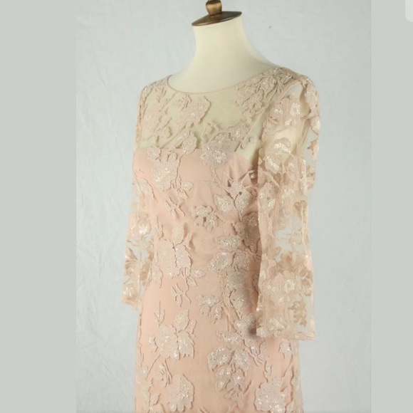 ❌SOLD❌DRESS by Vera Wang Nude Lace Sequins Dress 6 - Picture 3 of 6